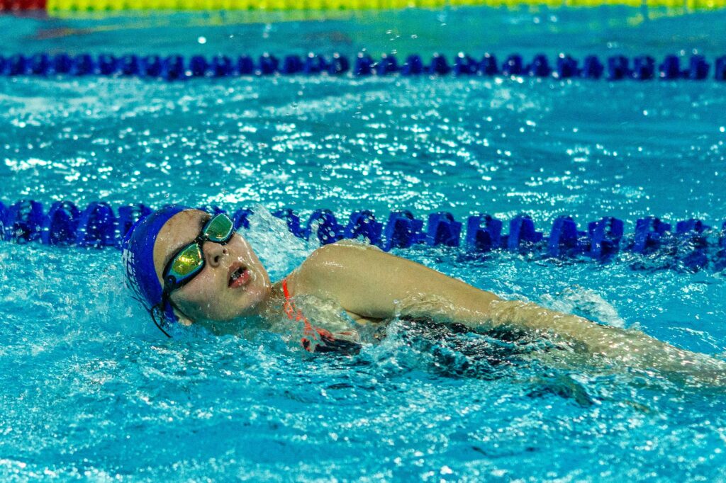 What is sculling in swimming