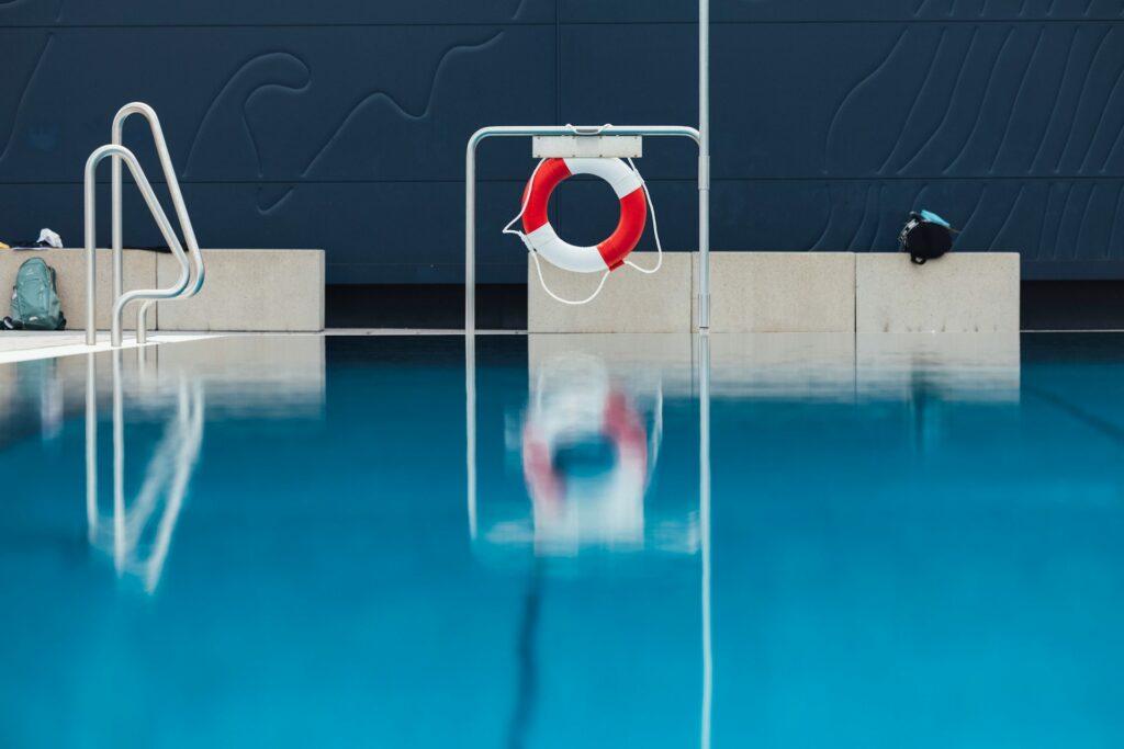 Types of Swimming Pool Hoists