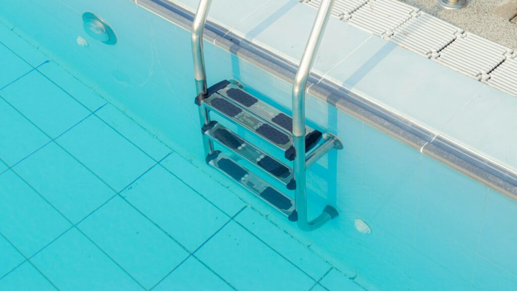What Are Swimming Pool Stairs