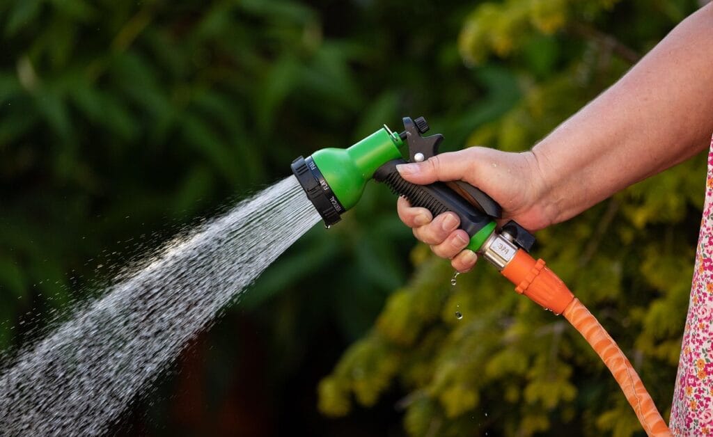 What is a 1 1/2-inch swimming Pool Hose